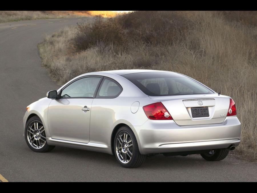  Scion tC 2005 года  (фото 81 из 130)